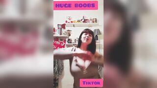 Huge Boobs tiktok (WATCH FULL VIDEO)