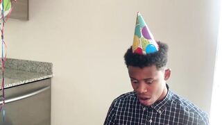 nobody came to my birthday party (instagram @lastlild)