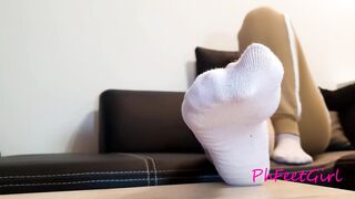 4K Foot for your Socks Fetish Addiction Enjoy my Yummy Soles