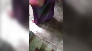 Holi Ki Subeh Bhabhi se Apna Kala Mota Lund Chuswaya