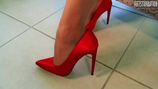 Cum on my Red Stilettos