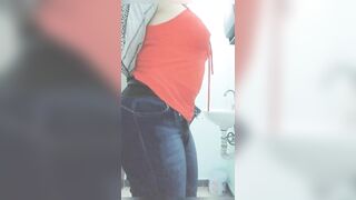 Sexy Mexicana MILF Latina Culona Se Graba En El Baño De Su Oficina En La Hora Del Almuerzo Amateur