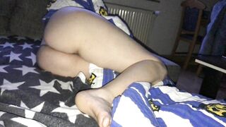 Nice Amateur Milf Ass and Feet on Bed