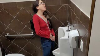 Nerdy Faerys Urinal Adventures!