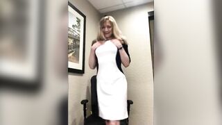 Public Paulina – Stripping Off My Dress + Cumming In The Office