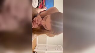 Teen Girlfriend Gives Sloppy Head