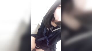 トイレでオナニーしちゃいました///えっちな子でごめんなさい♡♡