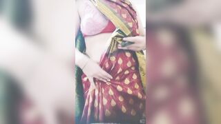 Bhabi Sangeeta bide is wearing saree gifted by her elder bro