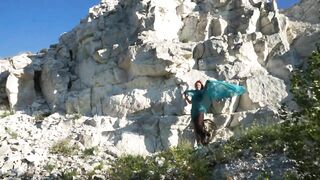 Dance improvisation on the Rock