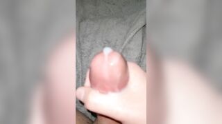 Huge Cum Explosion! *hits camera focus*