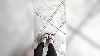 @tici_feet | Crossing legs, walking and relaxing (tici feet) tici_feet feet tici