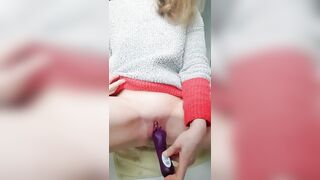 Another huge and quick squirt for a Slavic pussy with dildo.