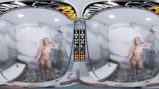 VIRTUAL PORN - Harley King's Wet, Wild, and Free! #VR