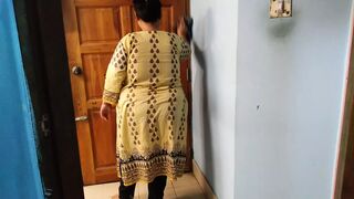 Desi hot maid fucked by hotel owner