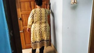 Desi hot maid fucked by hotel owner