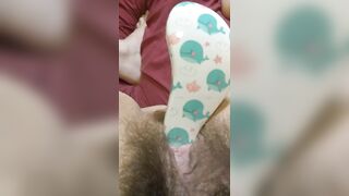 OnlyFan Tipped me to Fuck My Hairy Pussy Gspot LIVE Made in China HAIR BRUSH so I made a Video Too