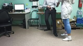 Nurse helps donor sperm