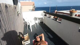 Cumming in girlfriend's mouth while she is sunbathing