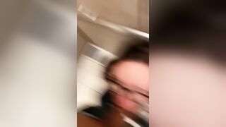 HOT 19YO MARIAH GIVES BLOWJOB 2 COP IN PUBLIC BATHROOM- TEEN SEXY NERDY GLASSES GIRL ❤️ BIG COCK POV