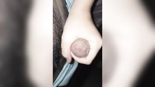 Chhoti behen ne mera lund hilaya Boli bhaiya bahut bada lund hai aapka maja aa gaya