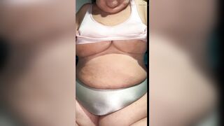 My huge tits of grandma bbw falling and bouncing I'm your naughty granny