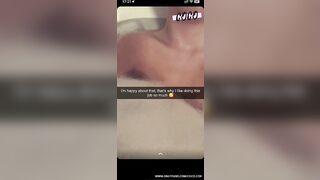 I cum in the bathroom due sexting in snapchat