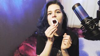 ASMR ???? MARSHMALLOW EATING