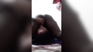 Desi indian girlfriend gives deep blowjob to boyfriend