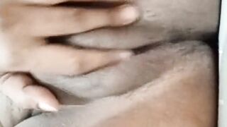 Desi Tamil girl solo Masturbating and fingering pussy