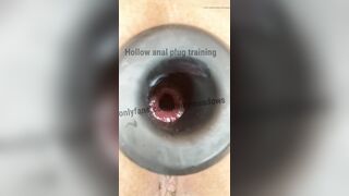 Hollow plug training close up