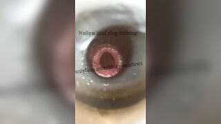 Hollow plug training close up