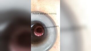 Hollow plug training close up