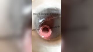 Hollow plug training close up