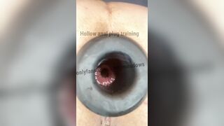 Hollow plug training close up