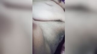 Chubby chichona plays with her big tits and ends up playing with her rich pussy