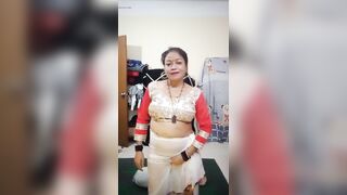 Indian desi uncle and aunty enjoy sexual intercourse with hot pussy kiss,hand job her,hot noobs pussy kiss