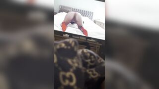 Blow job Gucci Asian big dick takes it all deep throat sucking licking wife in the bedroom loves the hard dick in the mouth XXXX