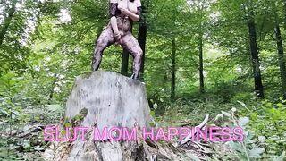 Cosplay hot milf in a bodysuit and bunny mask masturbates until she cums