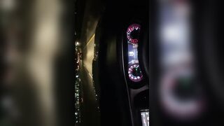 Latina gives sloppy head in the car while driving