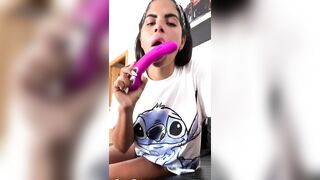 I GET LONELY AT HOME AND I TAKE PROFFIT FOR PLAY WITH MY PUSSY - SHEILA ORTEGA