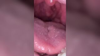 JanaSparksxx swallows whole gummies for her vore fans