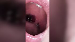 JanaSparksxx swallows whole gummies for her vore fans