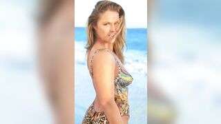 Ronda Rousey jerkoff challenge